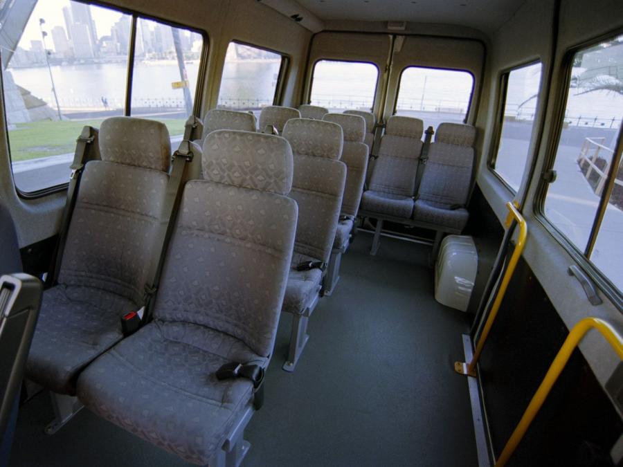  Fiat Ducato Bus 2002 года  (AU) (фото 2 из 12)
